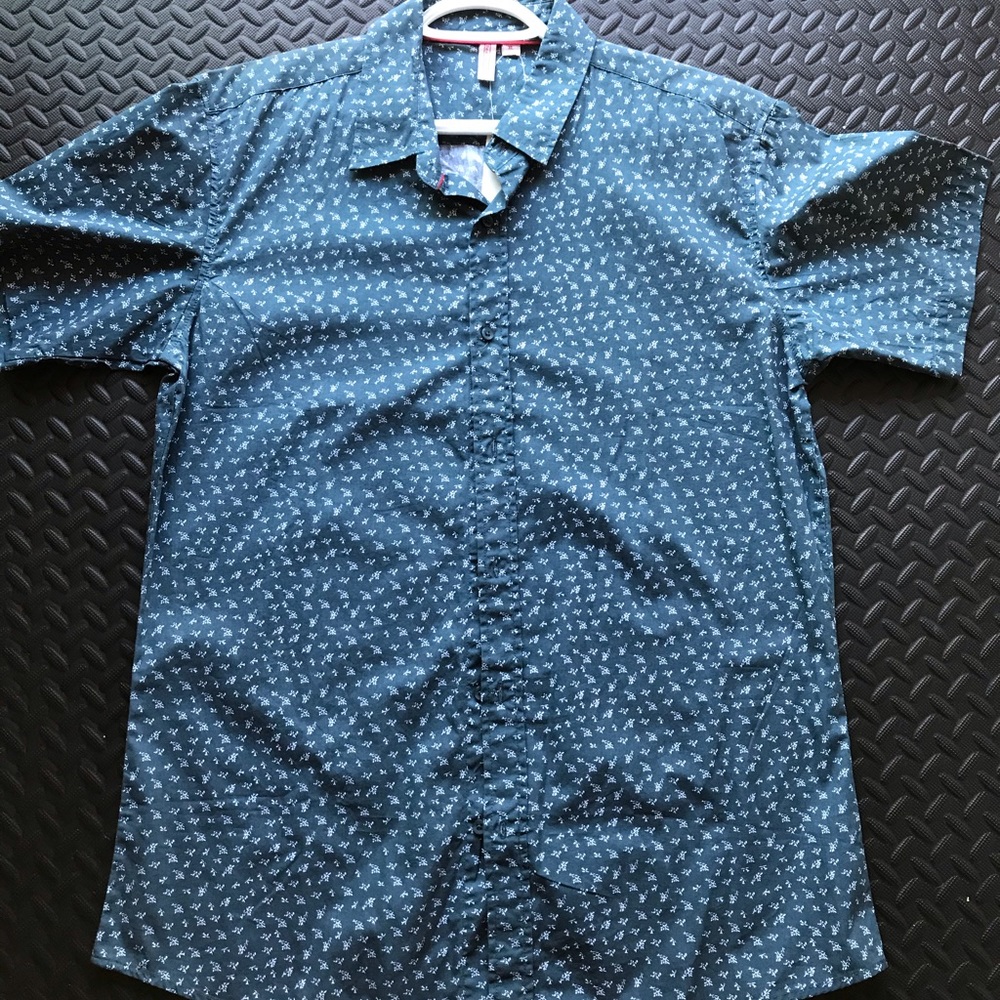 Short sleeve button down shirt